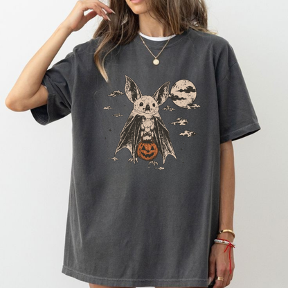 Comfort Colors® Moonlit Bat Pumpkin 90s Retro Halloween T-Shirt