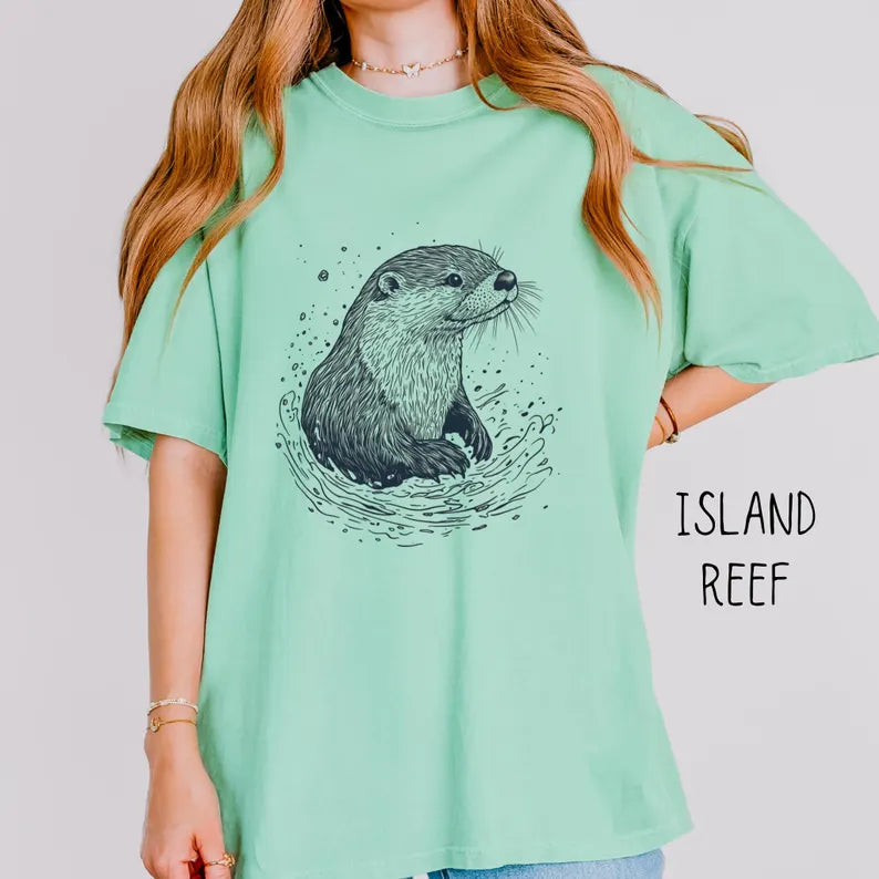 Cute Sea Otter Coastal Beach Graphic T-Shirt